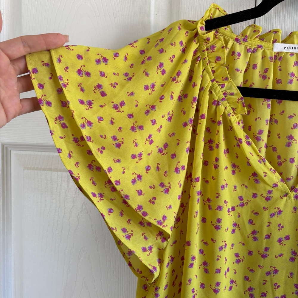 Pleione Yellow‎ Ditsy Floral Flutter Sleeve Blouse Boho Bloomcore Whimsical XL - Picture 3 of 8